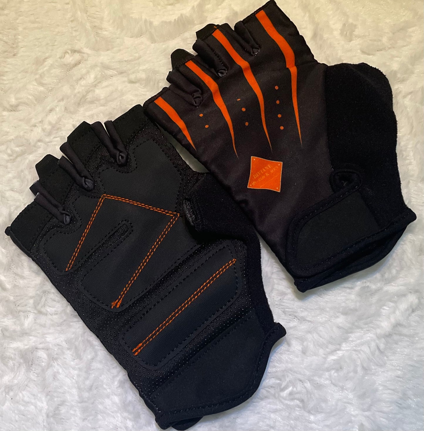 Gloves-Gym Accesories